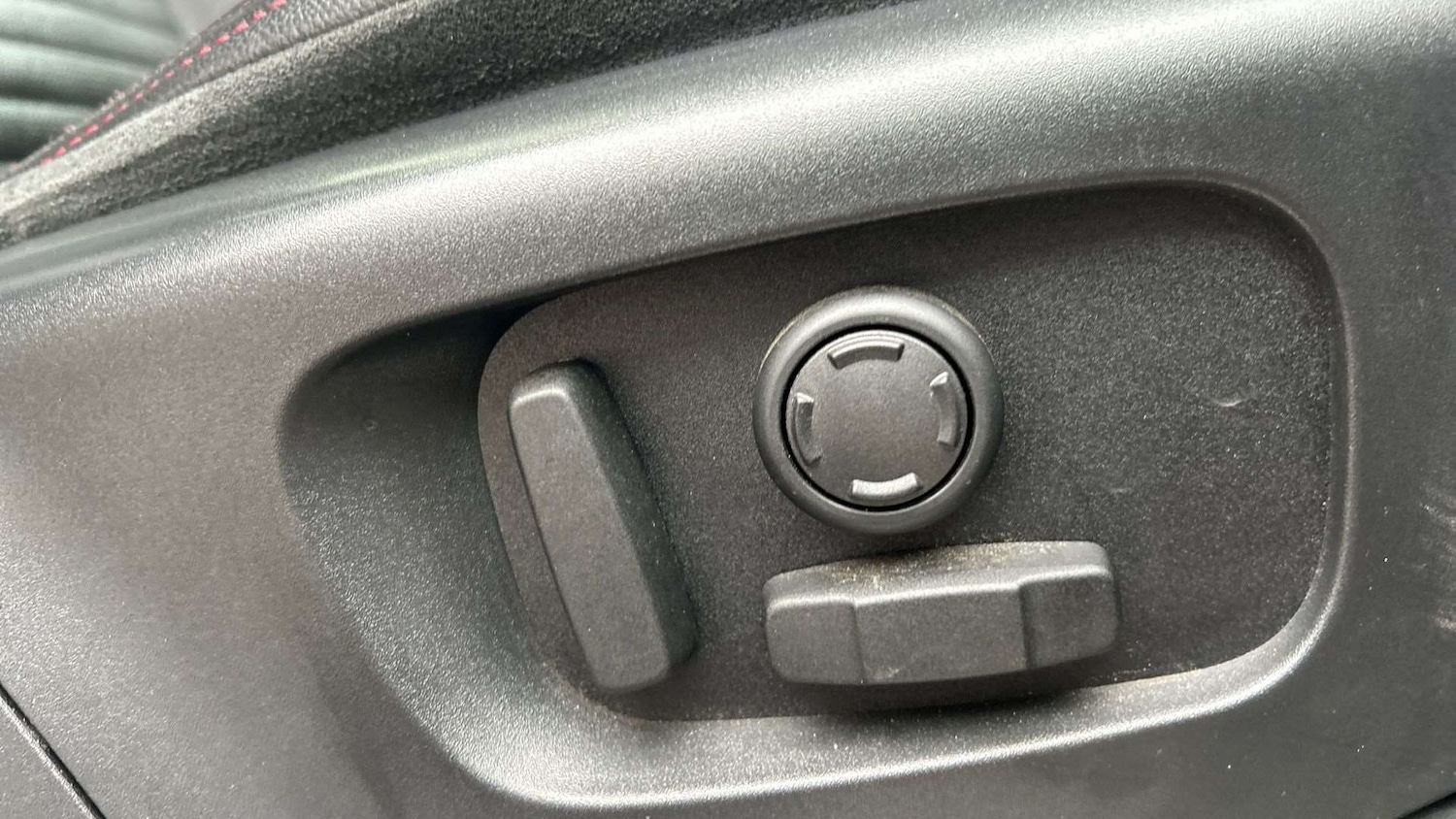 Used Land Rover Discovery Sport 2020 for sale - 78209127: Photo 33