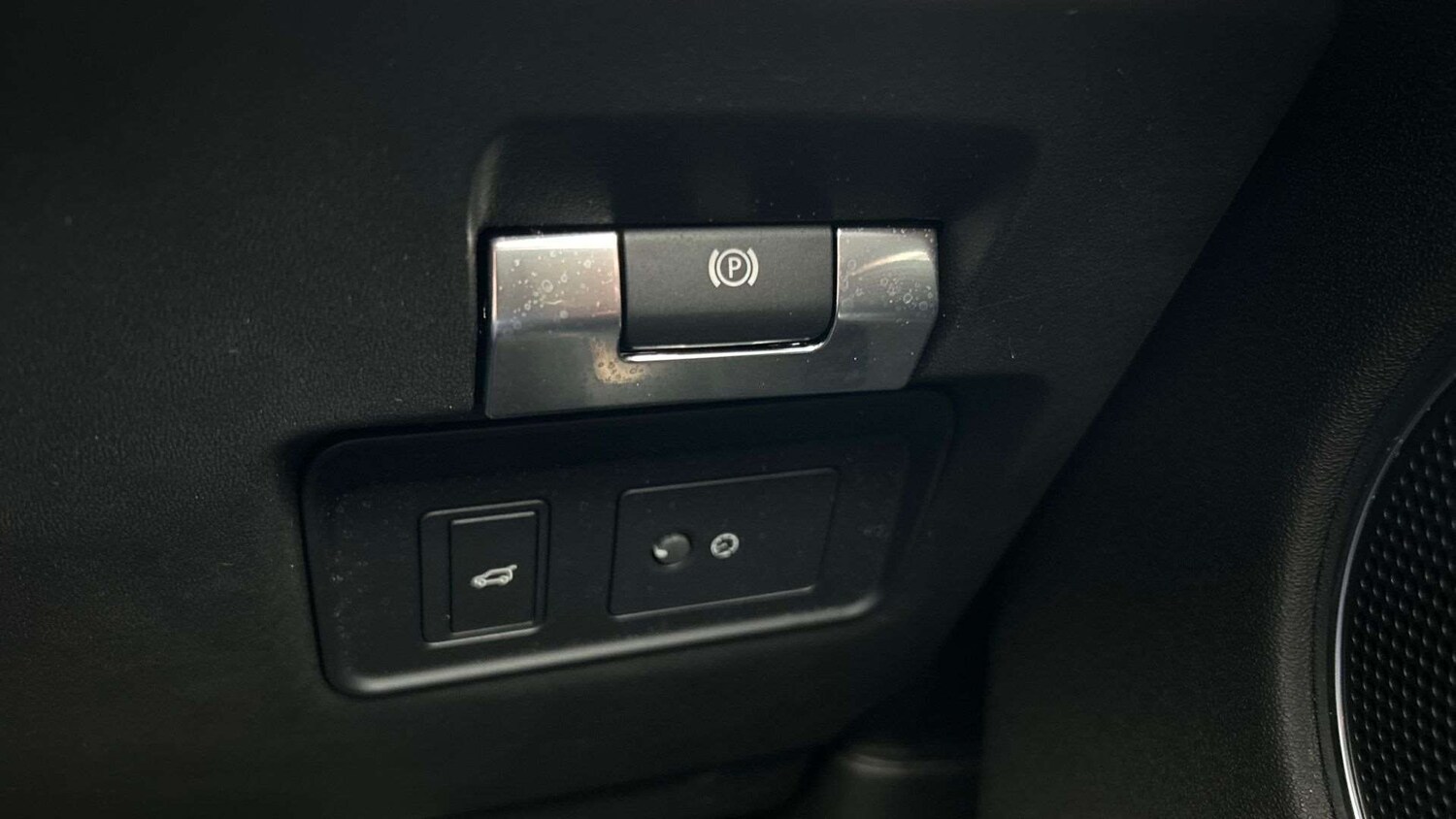 Used Land Rover Discovery Sport 2020 for sale - 78209127: Photo 35