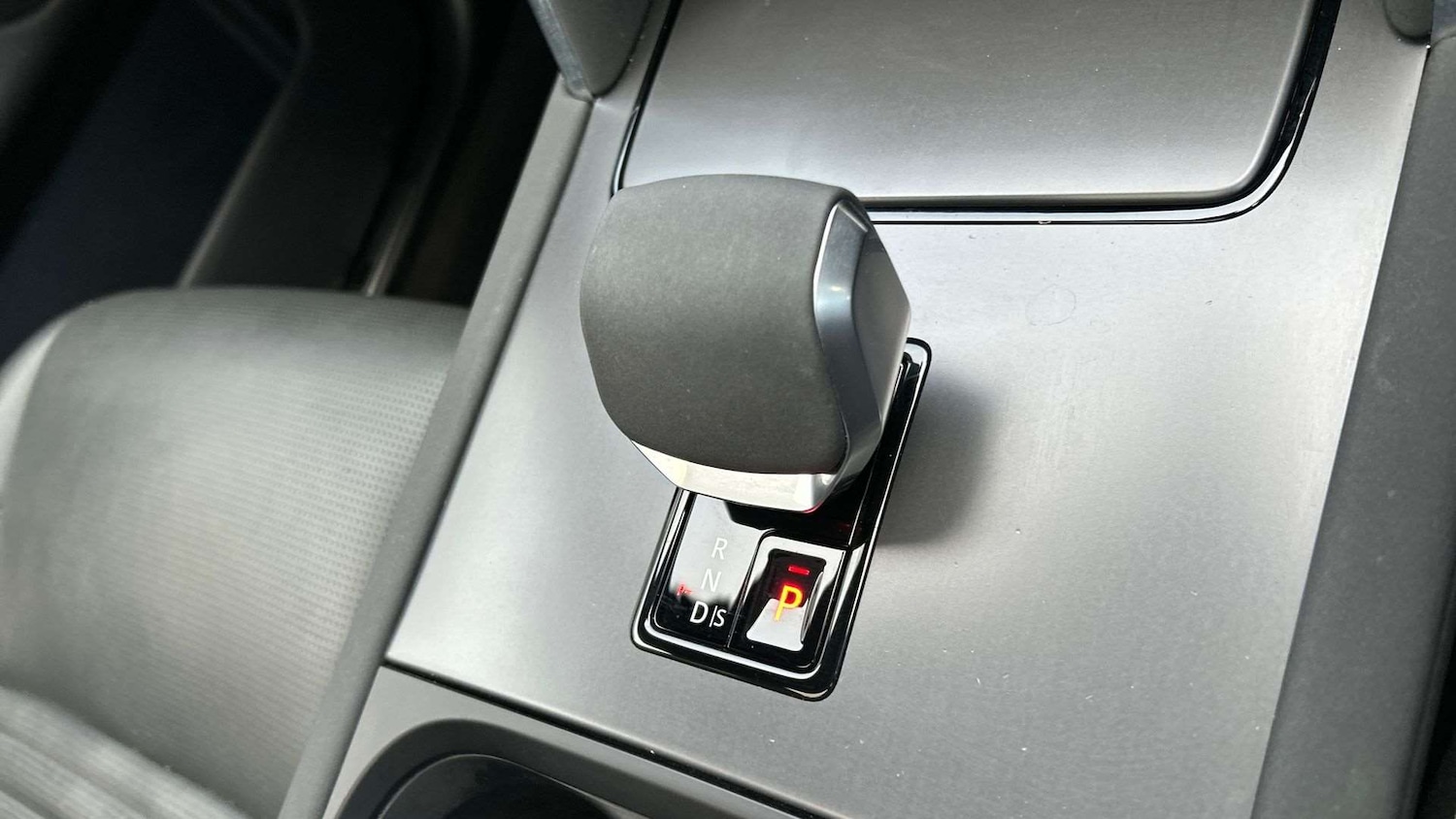 Used Land Rover Discovery Sport for sale - 76648890: Photo 13