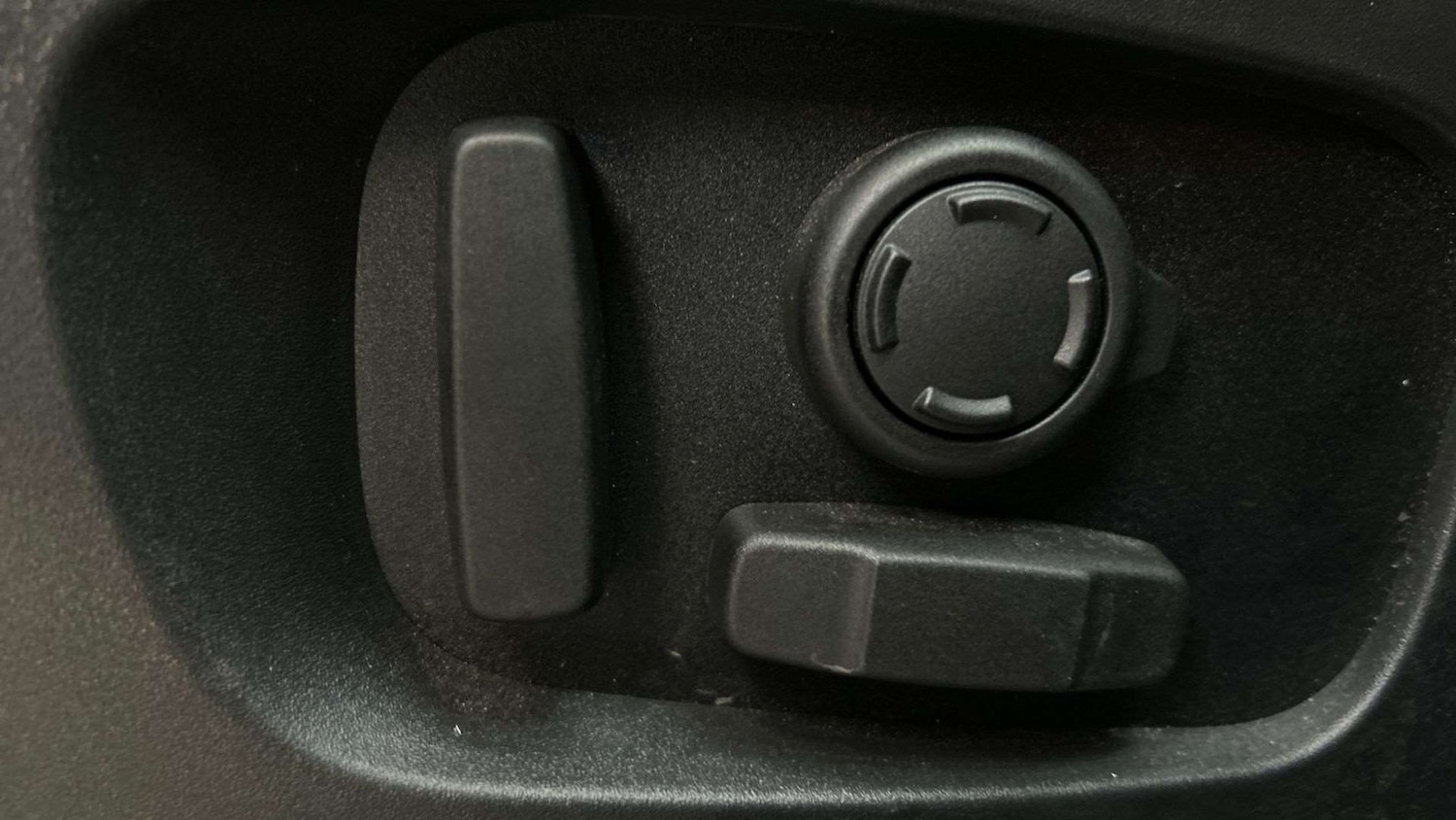 Used Land Rover Discovery Sport for sale - 76648890: Photo 32