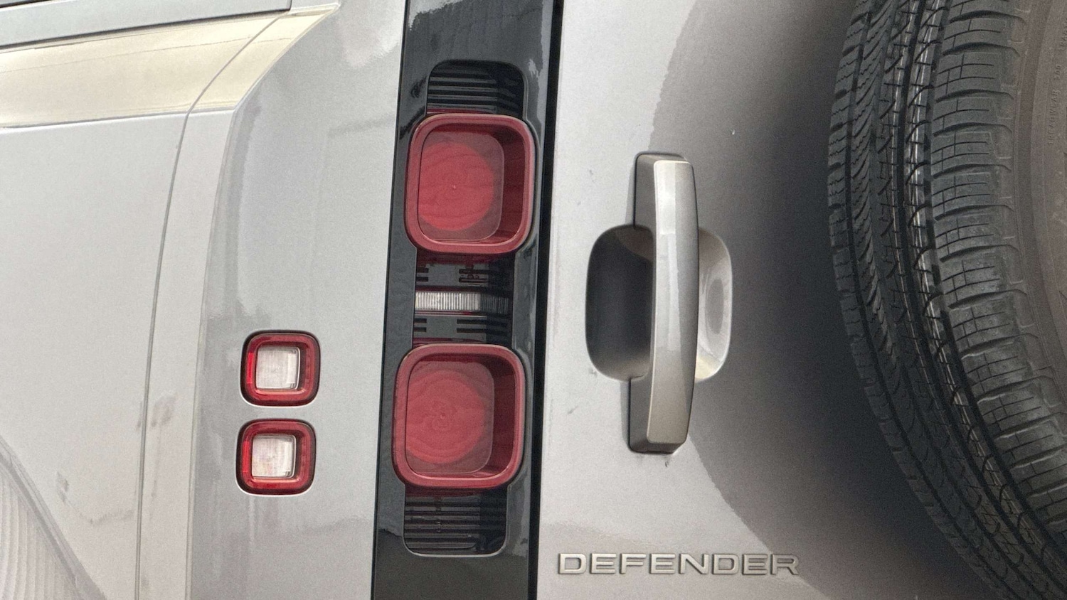 Used Land Rover Defender 2024 for sale - 76460266: Photo 19