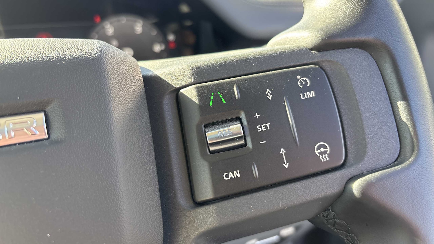 Used Land Rover Defender 2024 for sale - 76460266: Photo 29