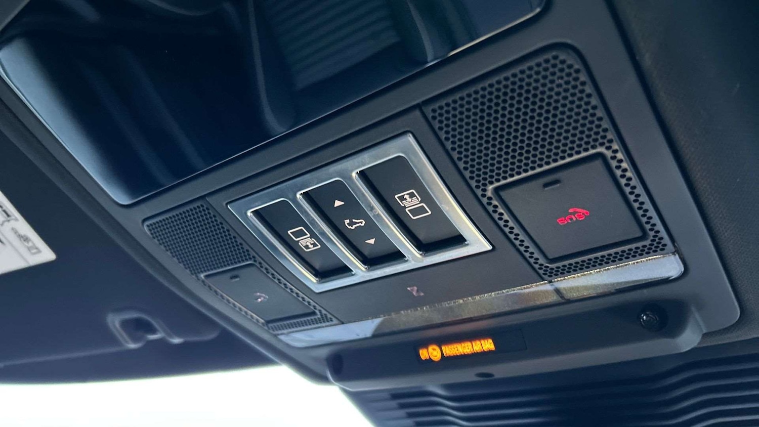 Used Land Rover Discovery 2024 for sale - 76515571: Photo 23