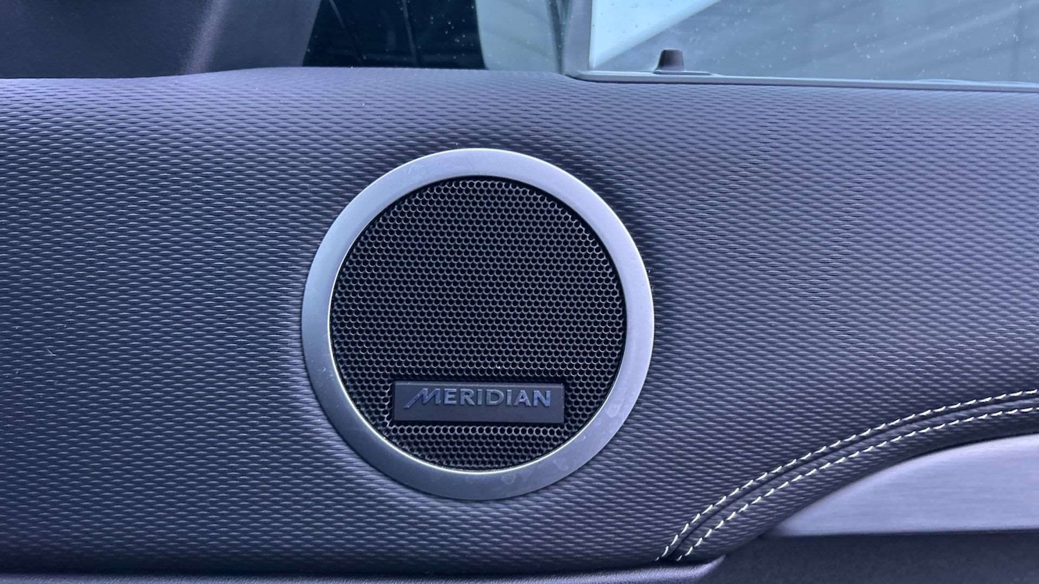 Used Land Rover Discovery 2024 for sale - 76515571: Photo 24