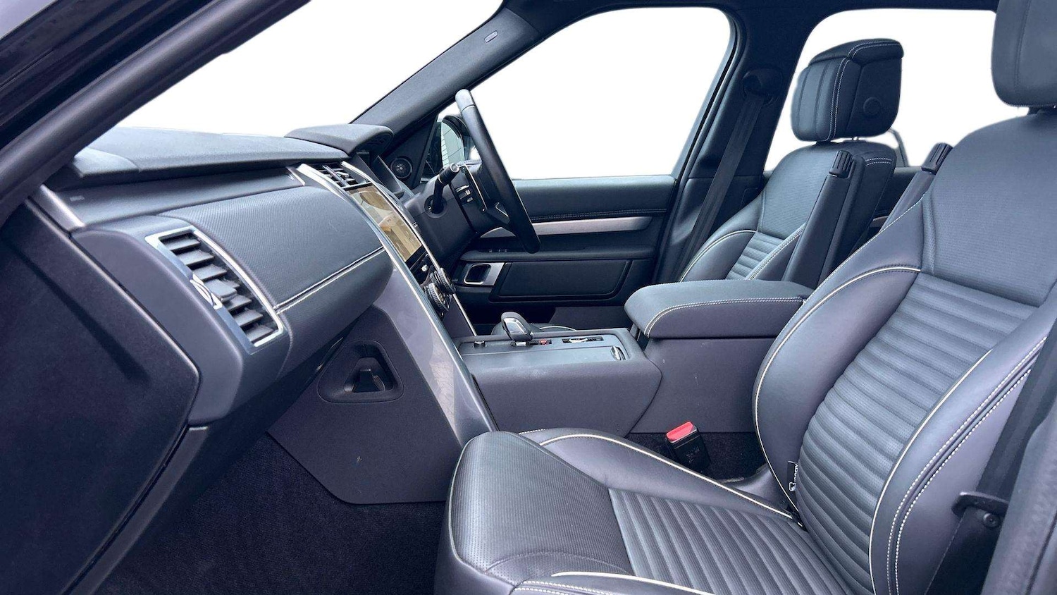 Used Land Rover Discovery 2024 for sale - 76515571: Photo 3