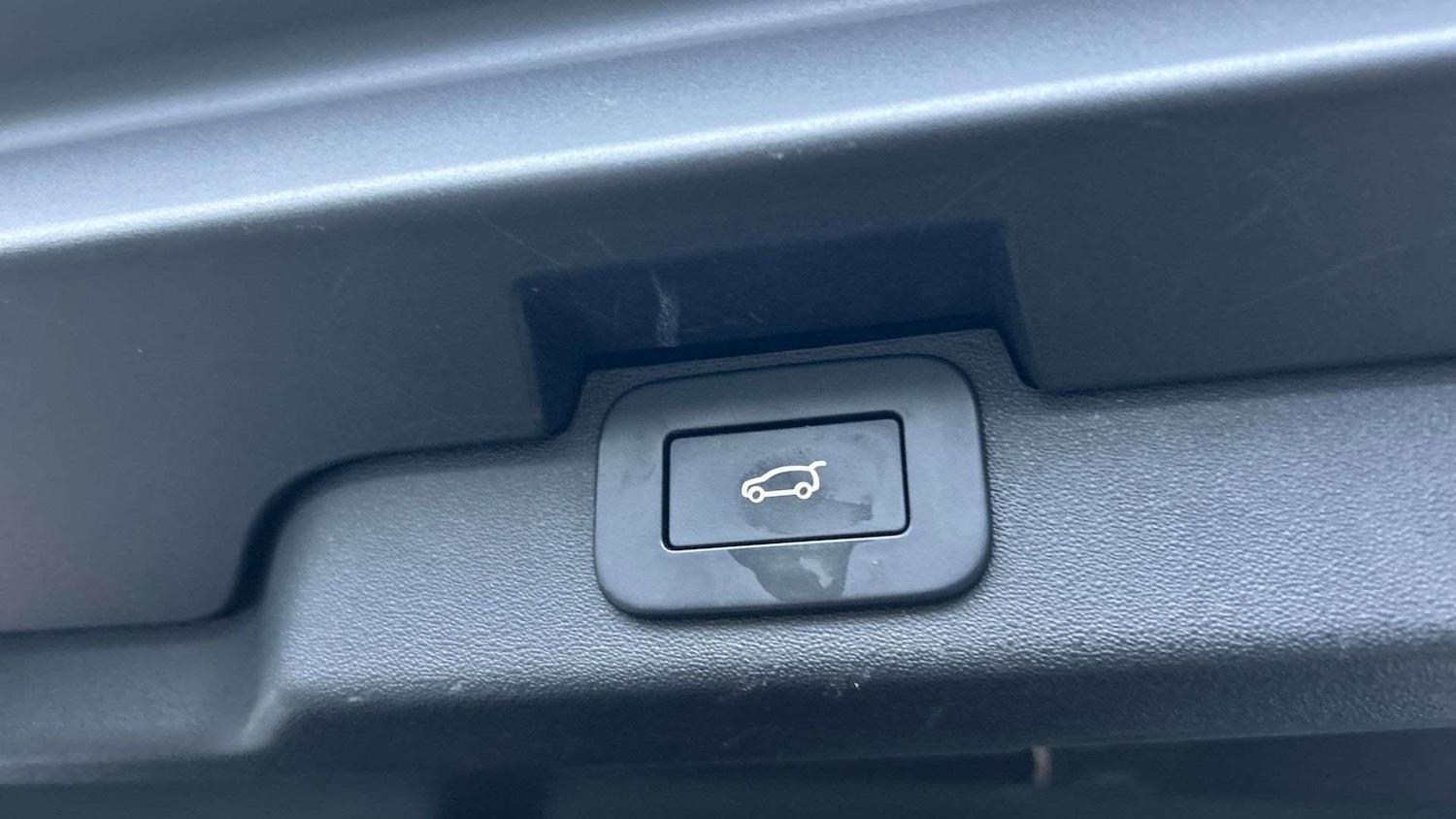 Used Land Rover Discovery 2024 for sale - 76515571: Photo 30