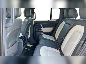 Used Land Rover Defender 2023 for sale - 78365600: Photo