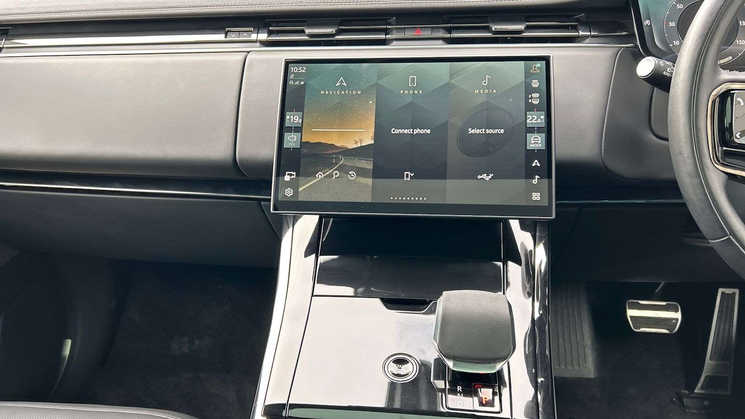 Used Land Rover Range Rover Sport 2024 for sale - 76732400: Photo 14