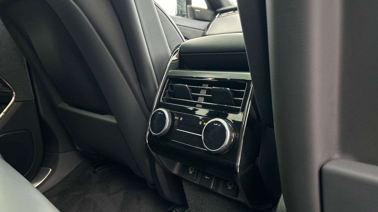 Used Land Rover Range Rover Sport 2024 for sale - 76732400: Photo 18