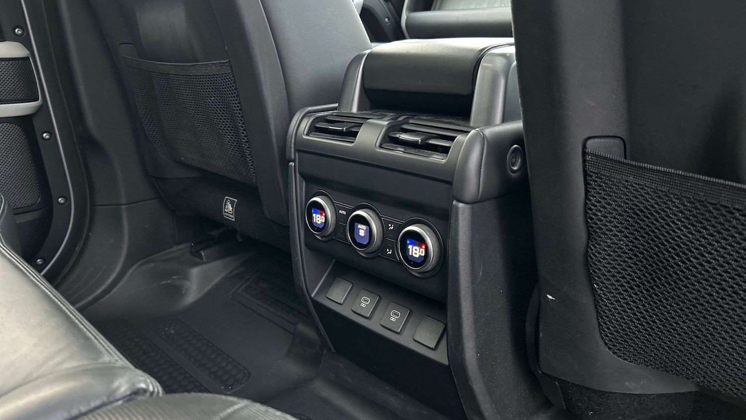 Used Land Rover Defender 2022 for sale - 76460286: Photo 18