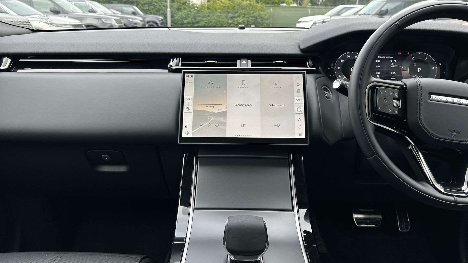 Used Land Rover Range Rover Velar 2024 for sale - 76460517: Photo 14