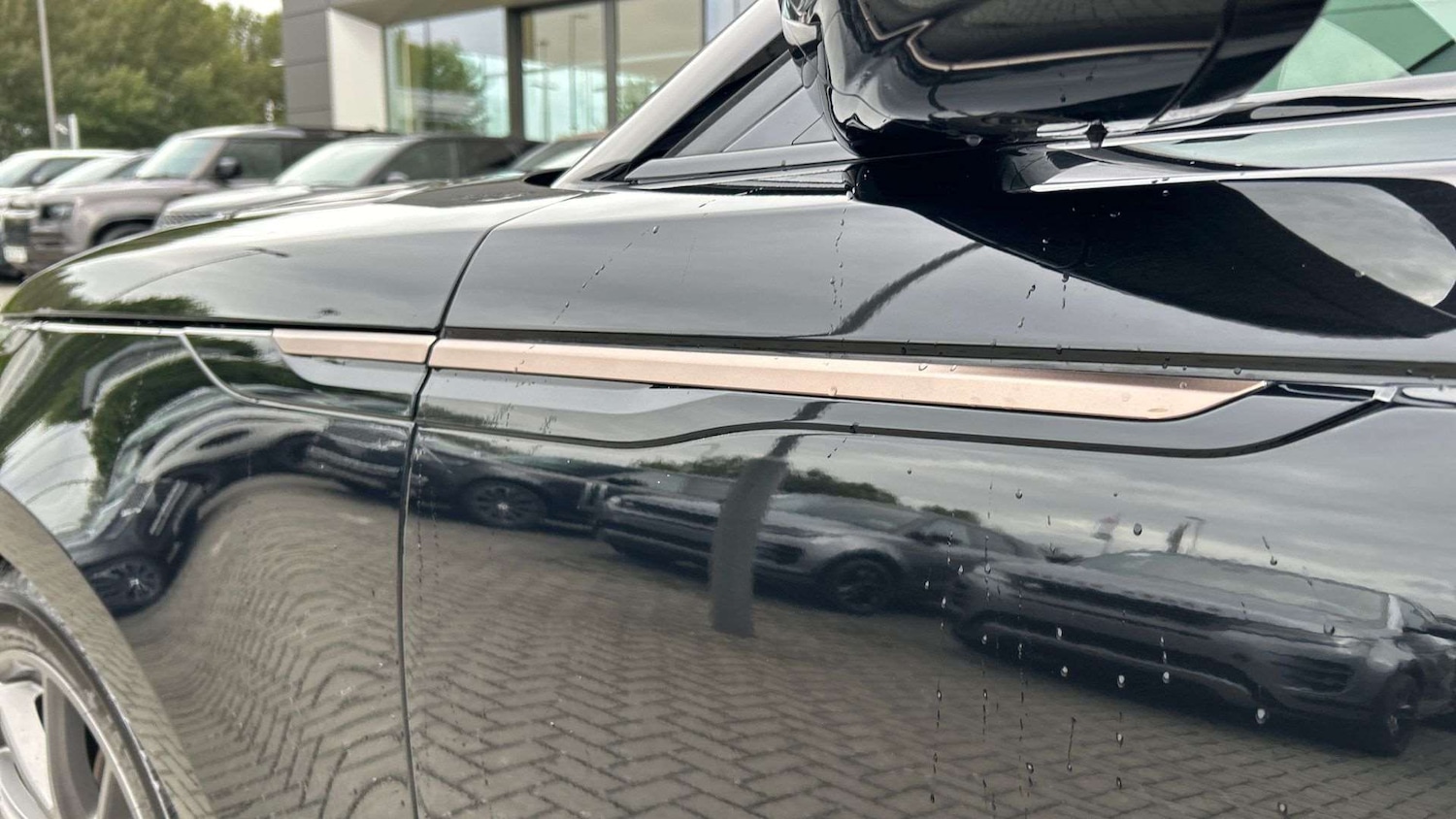 Used Land Rover Range Rover Velar 2024 for sale - 76460517: Photo 20