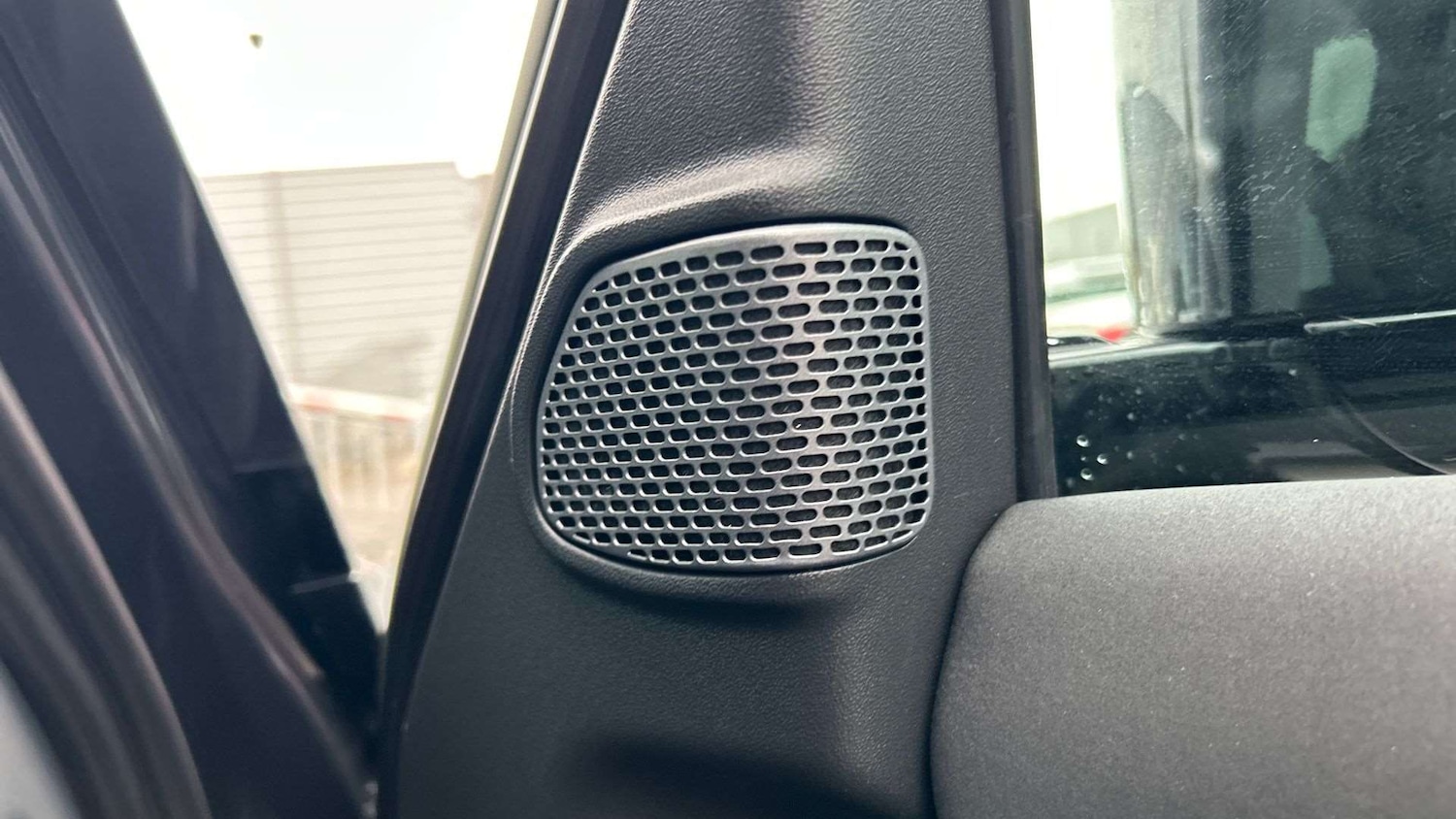 Used Land Rover Defender 2022 for sale - 76553147: Photo 35