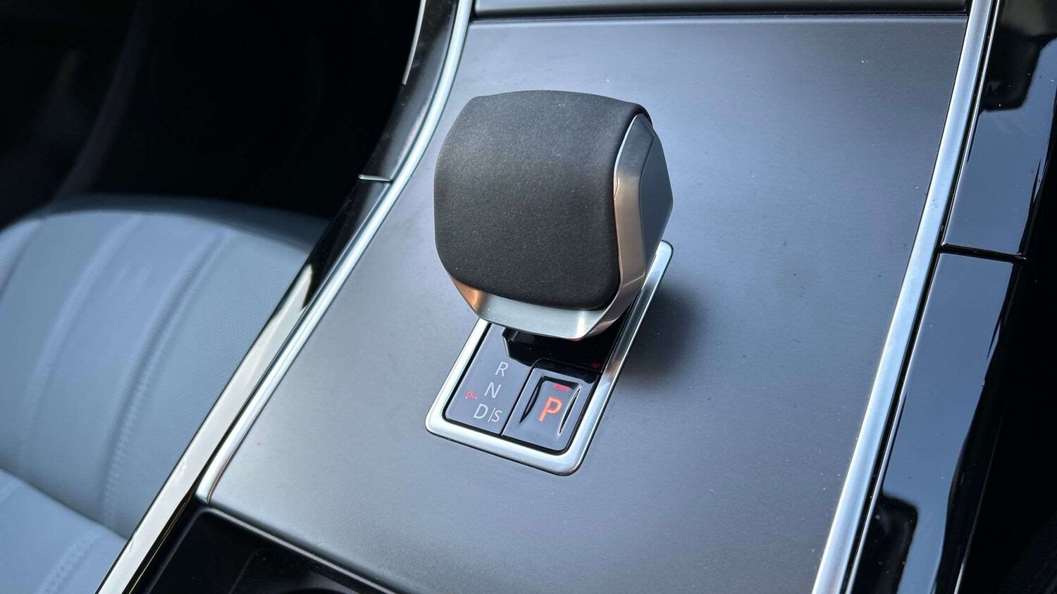 Used Land Rover Range Rover Evoque 2024 for sale - 77348068: Photo 13