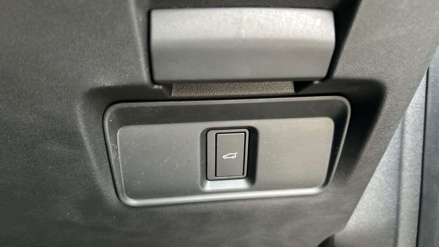 Used Land Rover Discovery Sport 2024 for sale - 76746050: Photo 33