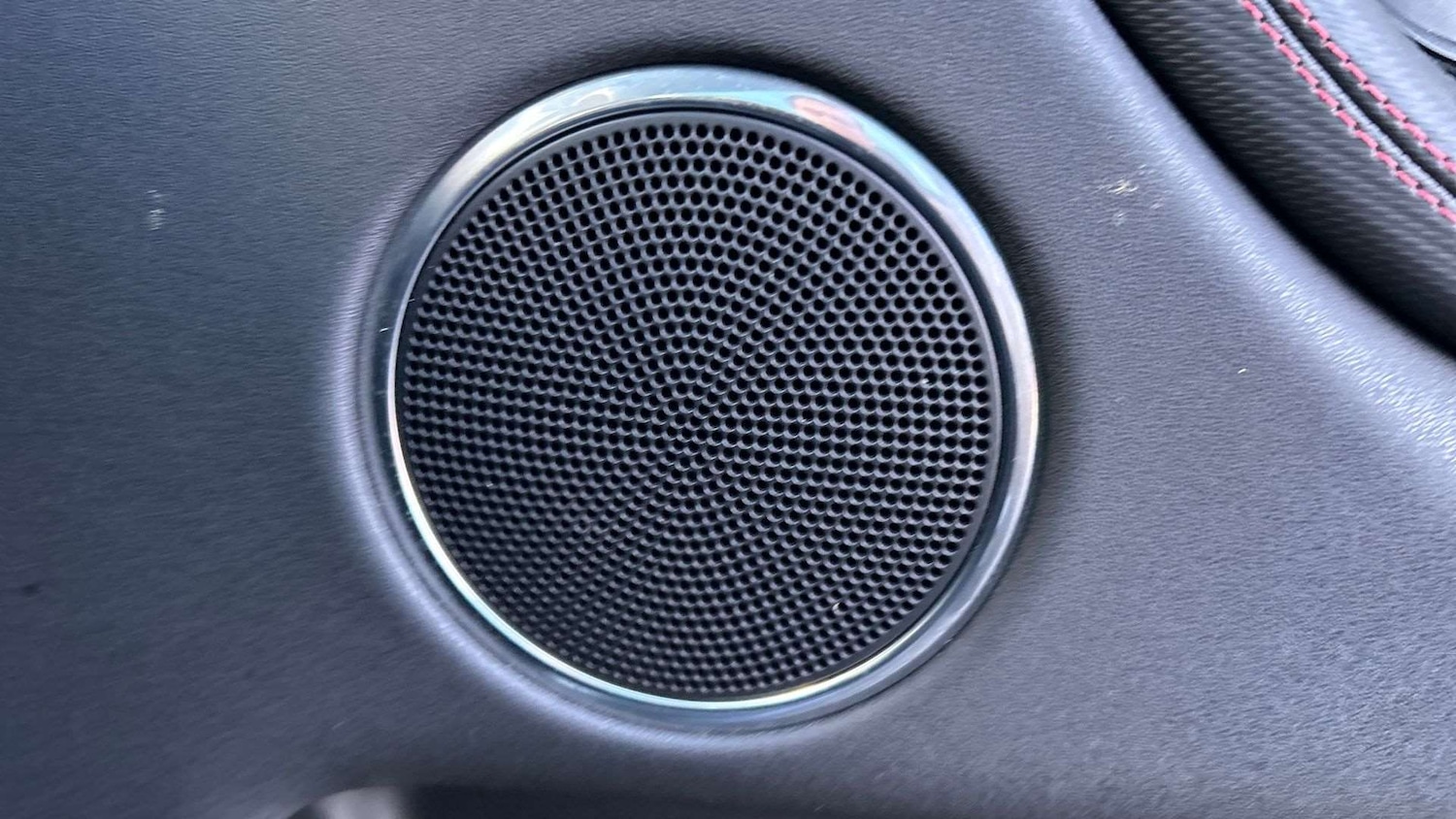 Used Land Rover Discovery Sport 2023 for sale - 76705158: Photo 24