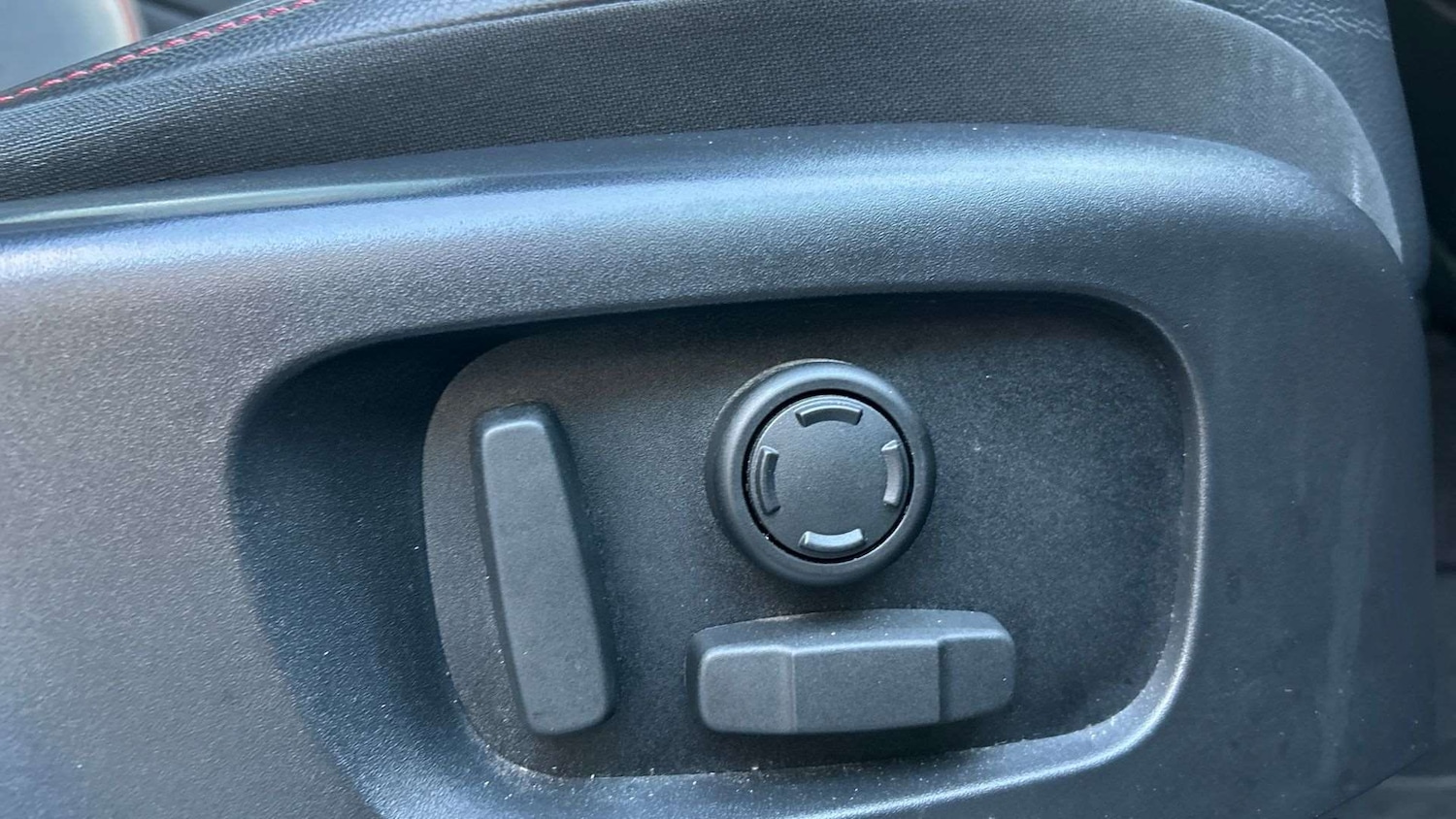 Used Land Rover Discovery Sport 2023 for sale - 76705158: Photo 32