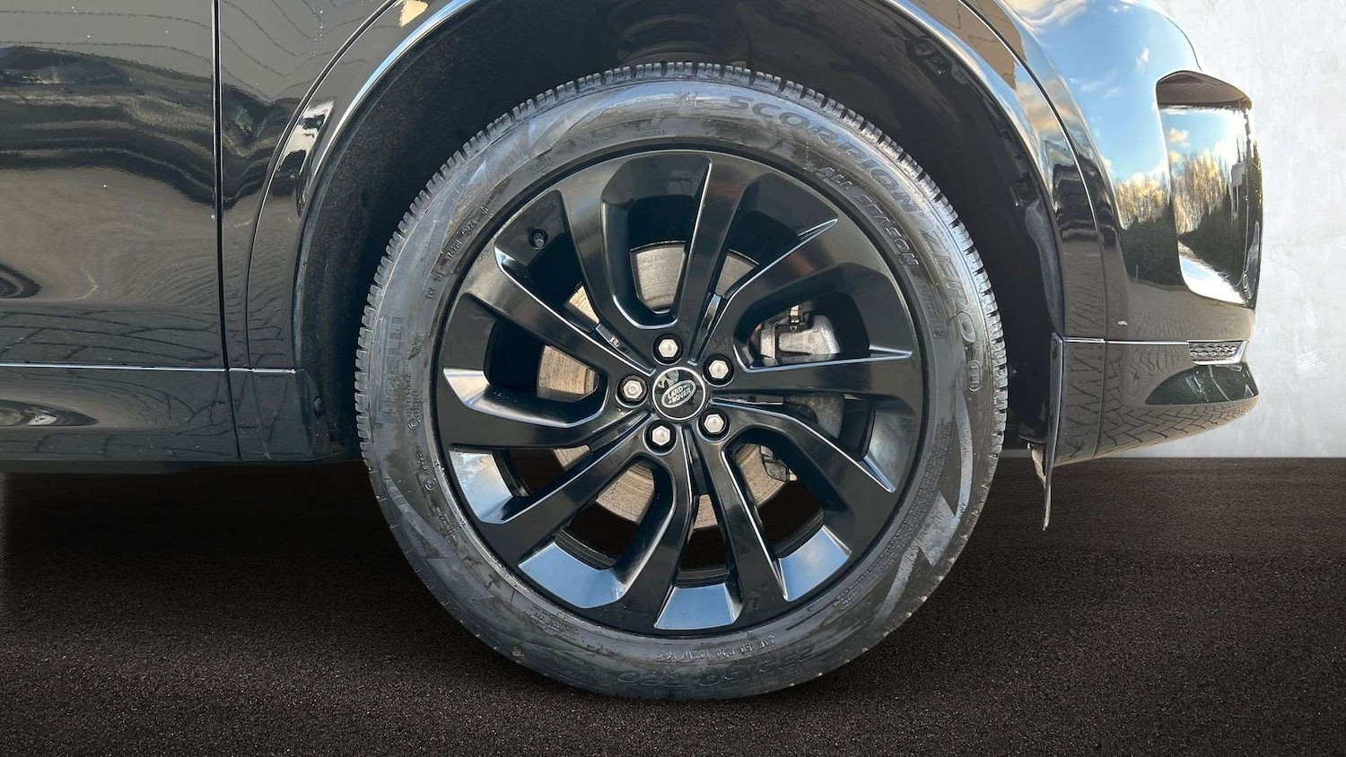 Used Land Rover Discovery Sport 2023 for sale - 76705158: Photo 8