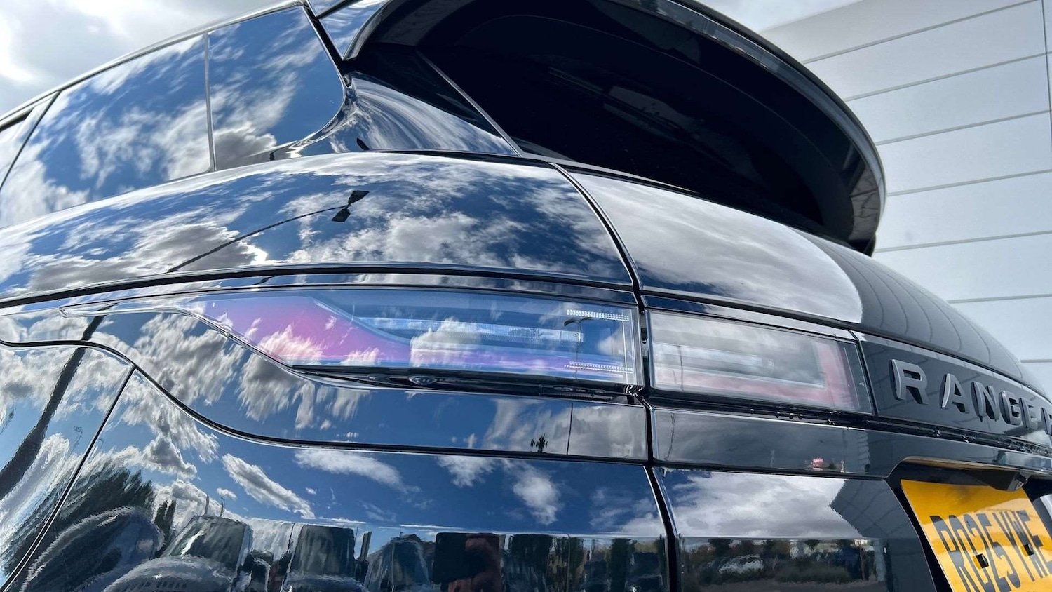 Used Land Rover Range Rover Evoque 2025 for sale - 76460670: Photo 19