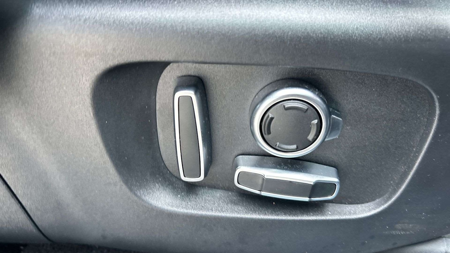 Used Land Rover Range Rover Evoque 2025 for sale - 76460670: Photo 34