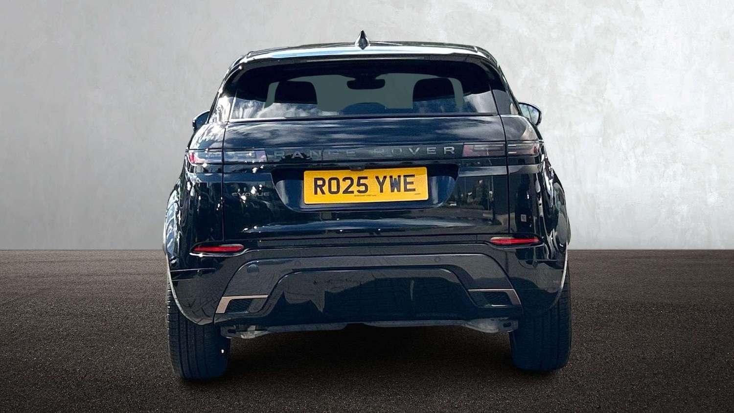 Used Land Rover Range Rover Evoque 2025 for sale - 76460670: Photo 6