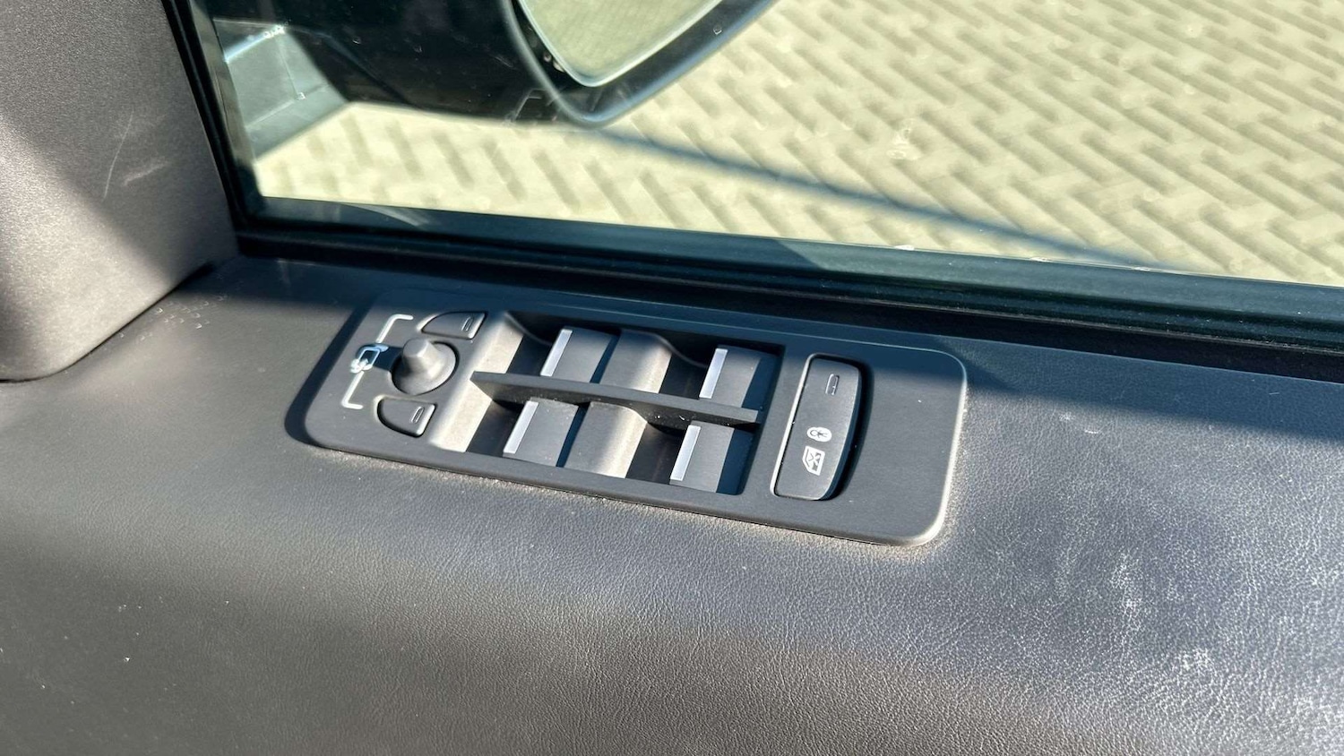 Used Land Rover Discovery Sport 2024 for sale - 76459881: Photo 31