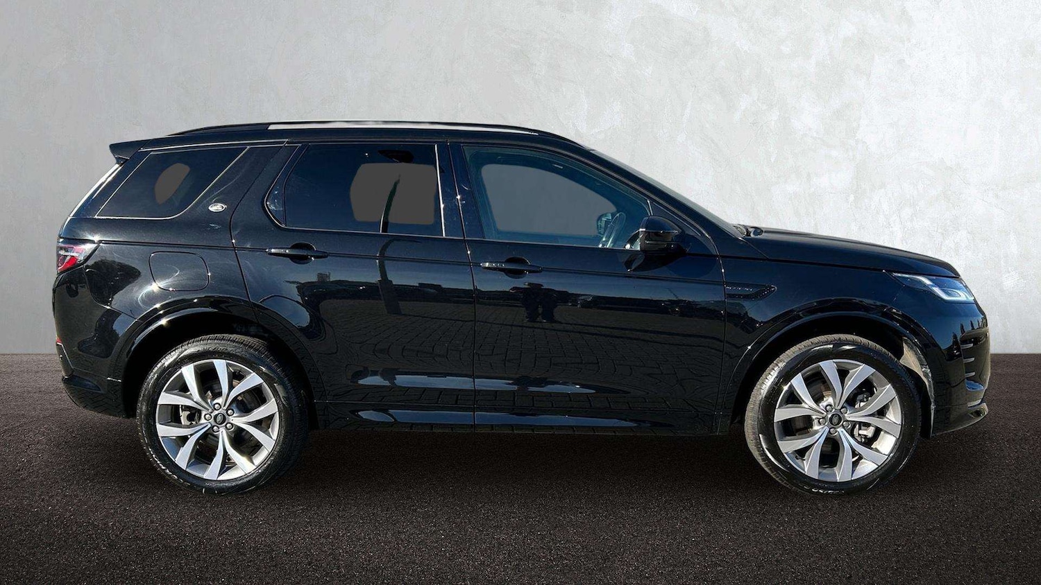 Used Land Rover Discovery Sport 2024 for sale - 76459881: Photo 5