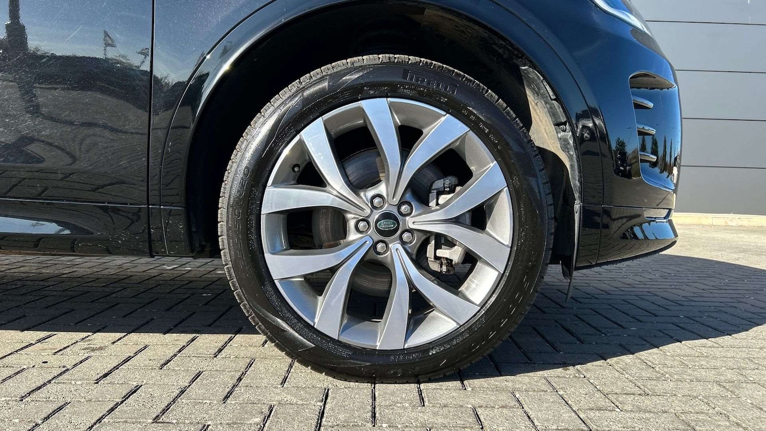 Used Land Rover Discovery Sport 2024 for sale - 76459881: Photo 8