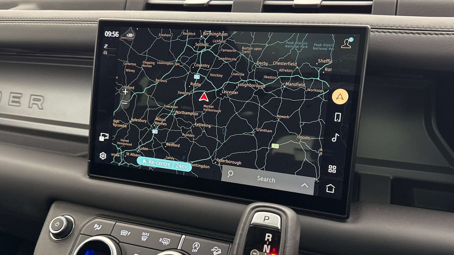 Used Land Rover Defender 2024 for sale - 78052147: Photo 11