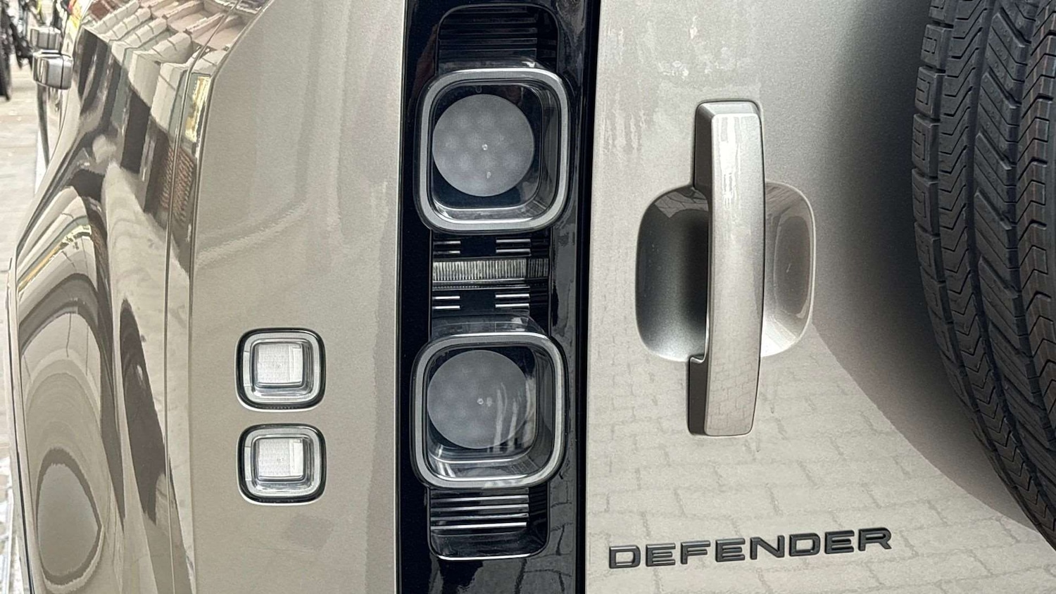 Used Land Rover Defender 2024 for sale - 78052147: Photo 26