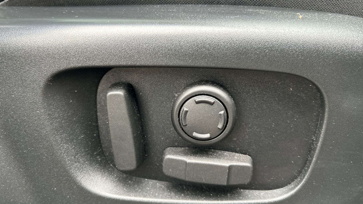 Used Land Rover Range Rover Velar 2021 for sale - 76460094: Photo 32