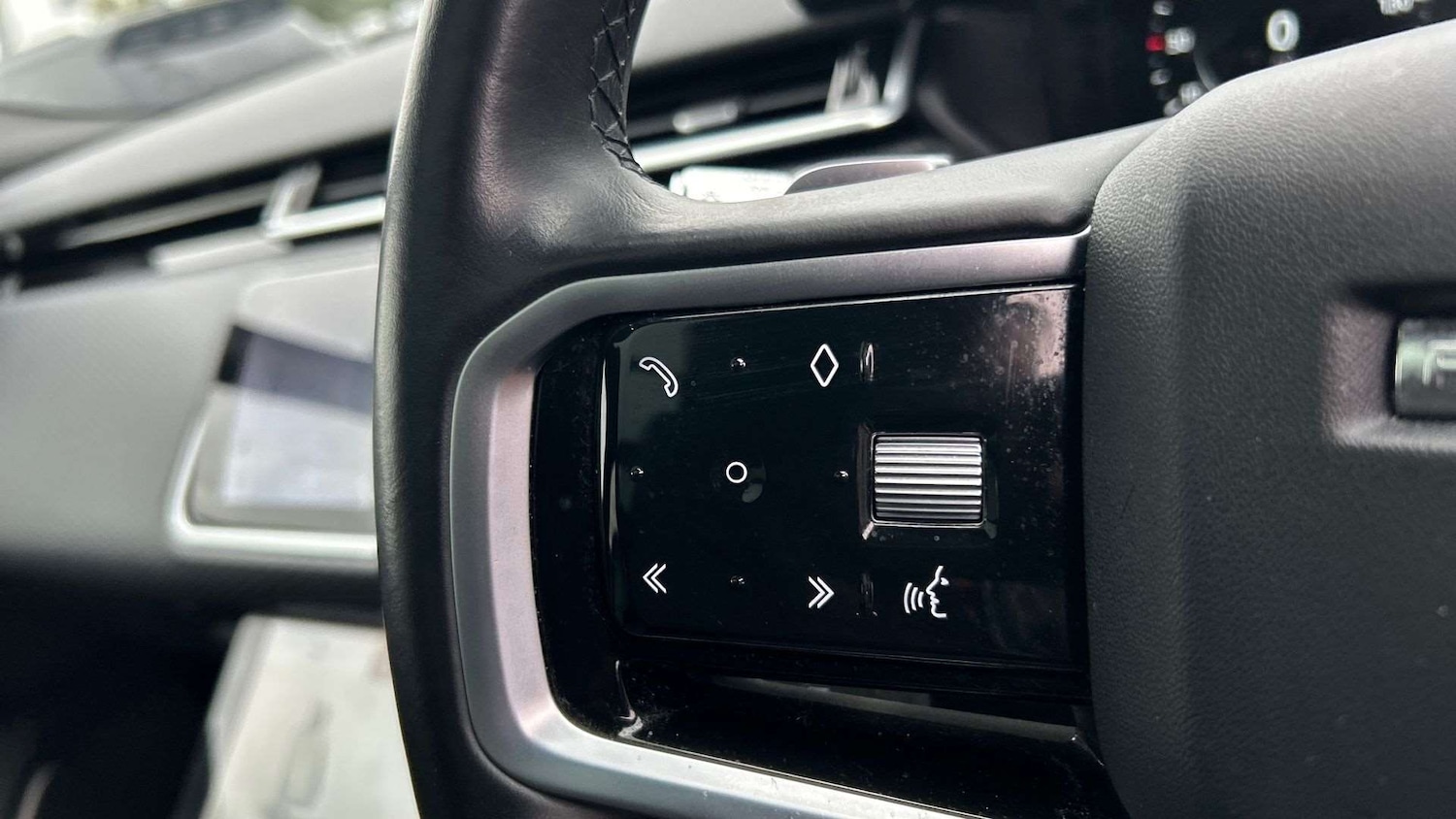 Used Land Rover Range Rover Velar 2021 for sale - 76460094: Photo 35