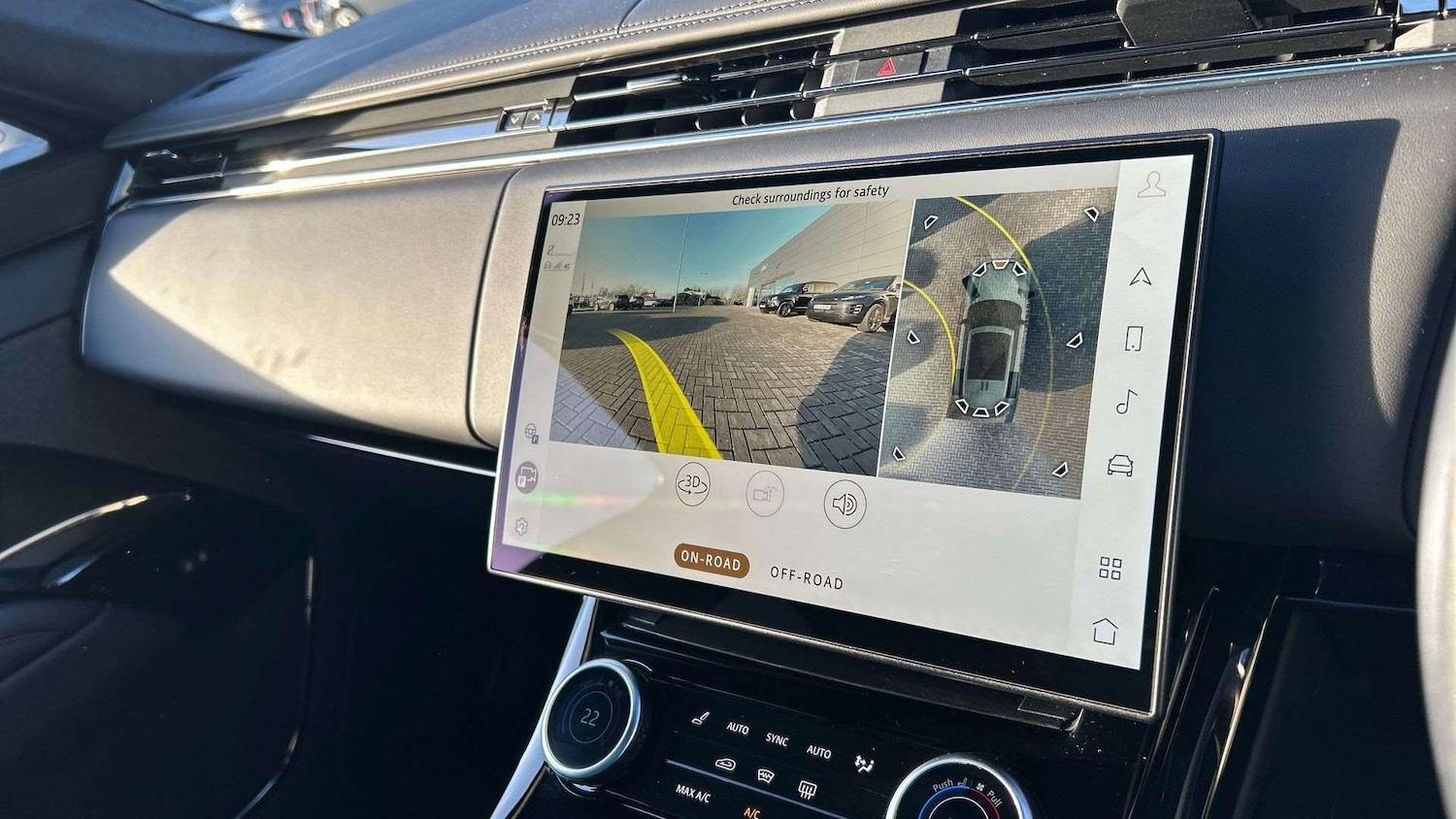 Used Land Rover Range Rover Sport 2023 for sale - 76789378: Photo 12