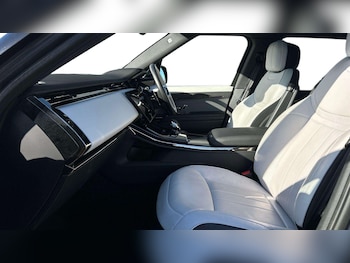 Used Land Rover Range Rover Sport 2024 for sale - 76459962: Photo