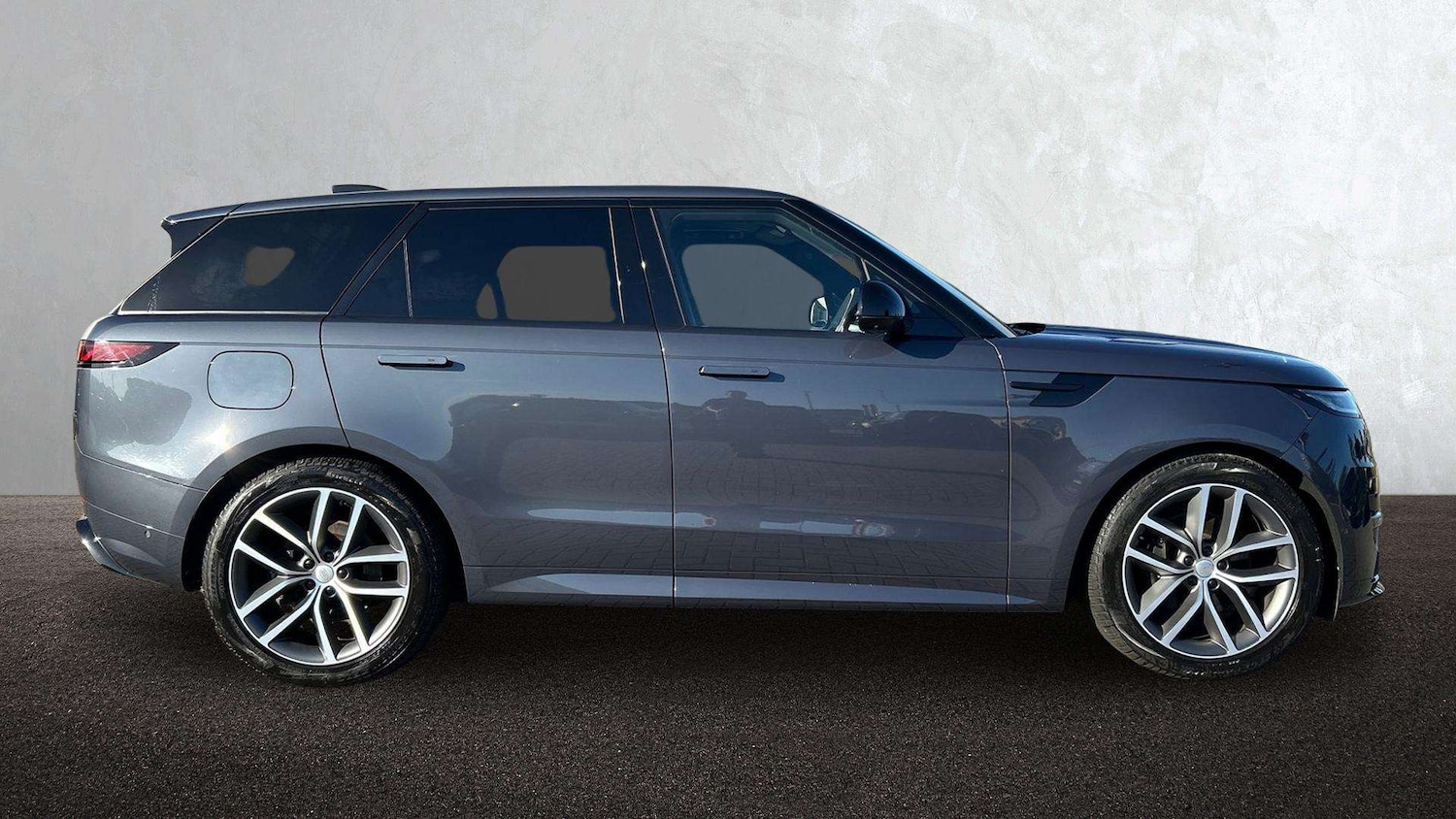 Used Land Rover Range Rover Sport 2024 for sale - 76459962: Photo 5