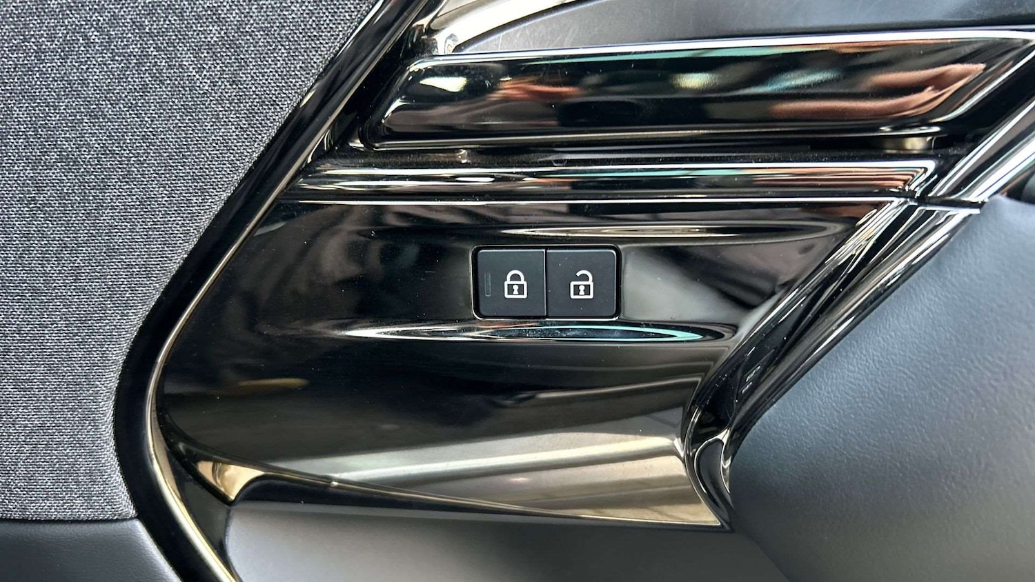 Used Land Rover Range Rover Sport 2023 for sale - 76746009: Photo 32