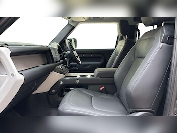 Used Land Rover Defender 2024 for sale - 77373719: Photo