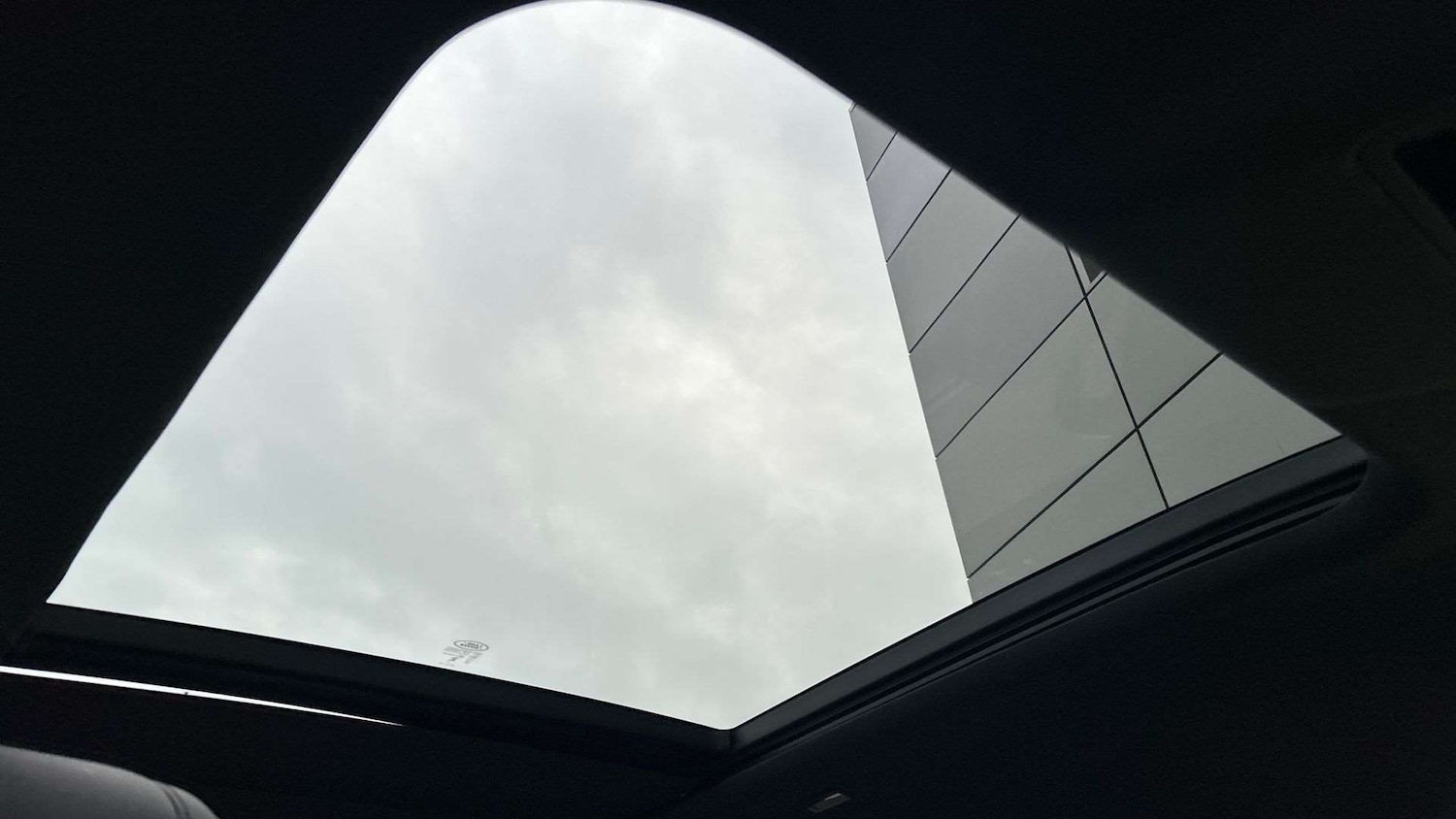 Used Land Rover Defender 2023 for sale - 77257332: Photo 21