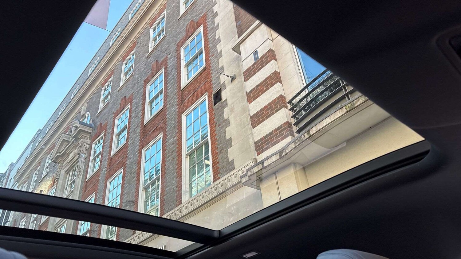 Used Land Rover Defender 2024 for sale - 77674590: Photo 21