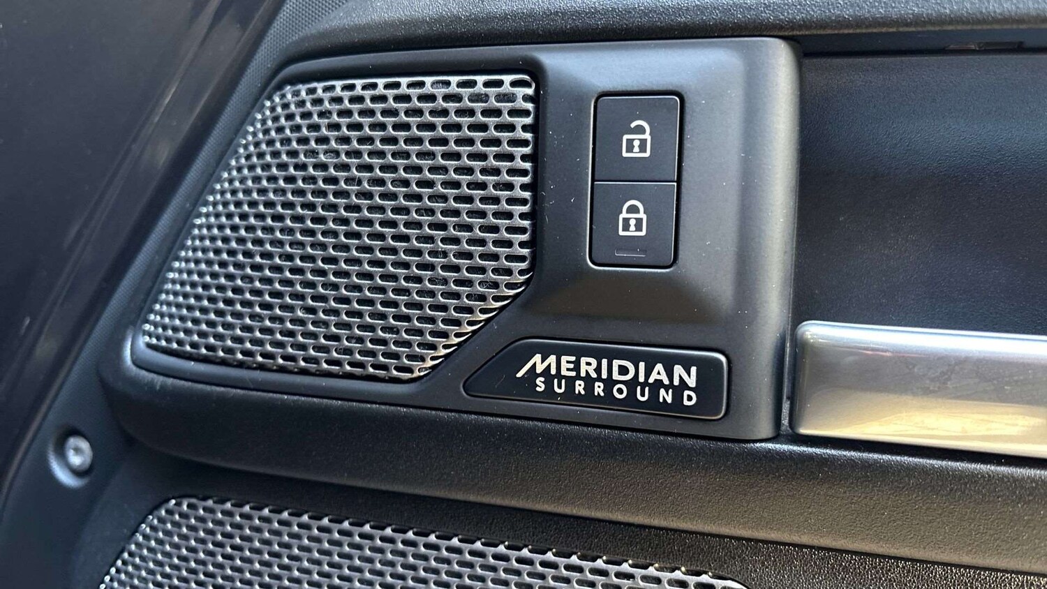 Used Land Rover Defender 2024 for sale - 77674590: Photo 24