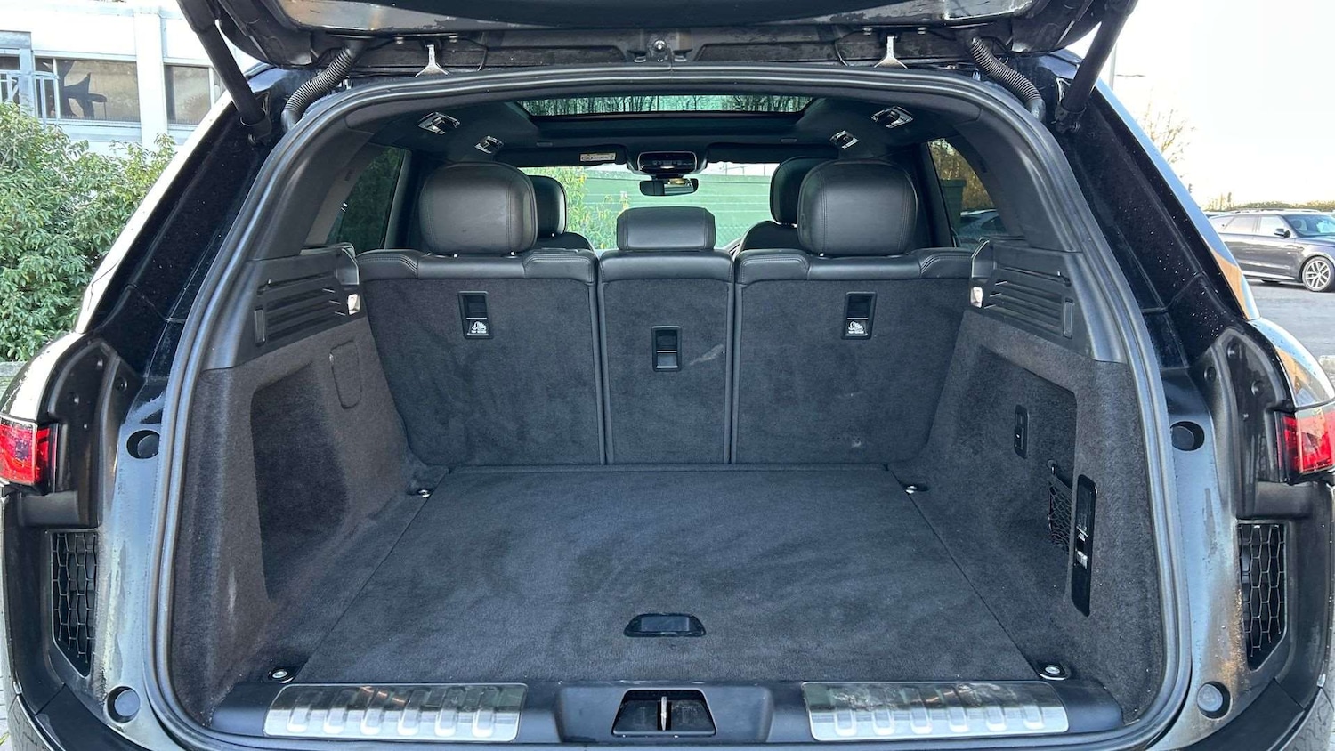 Used Land Rover Range Rover Sport 2024 for sale - 77093393: Photo 10