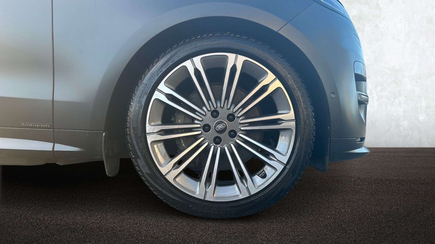 Used Land Rover Range Rover Sport 2024 for sale - 77011234: Photo 8