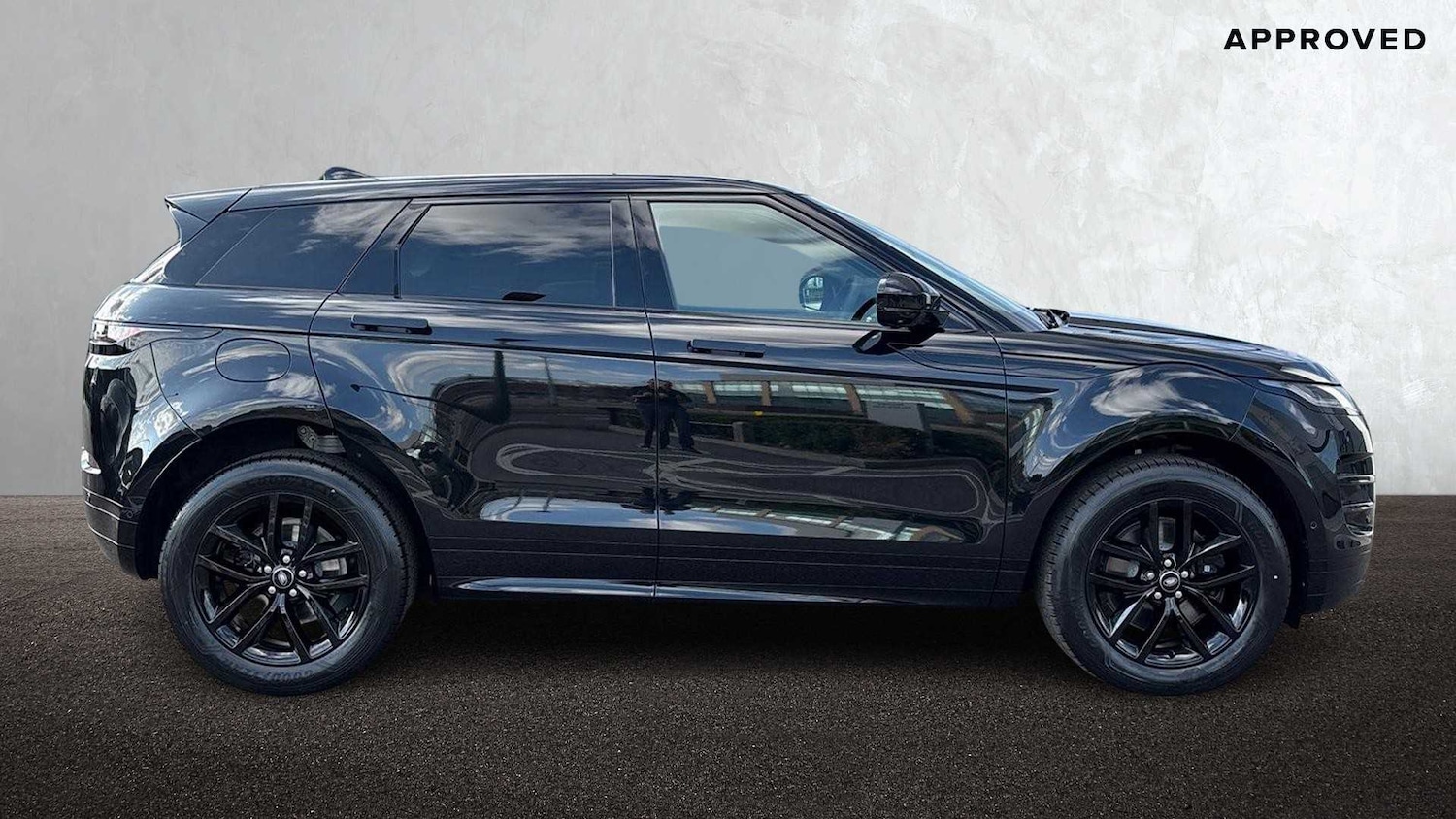 Used Land Rover Range Rover Evoque 2025 for sale - 76460375: Photo 5