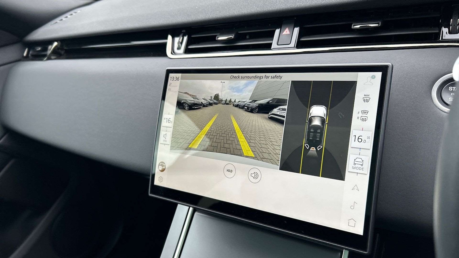 Used Land Rover Range Rover Evoque 2025 for sale - 76460111: Photo 12