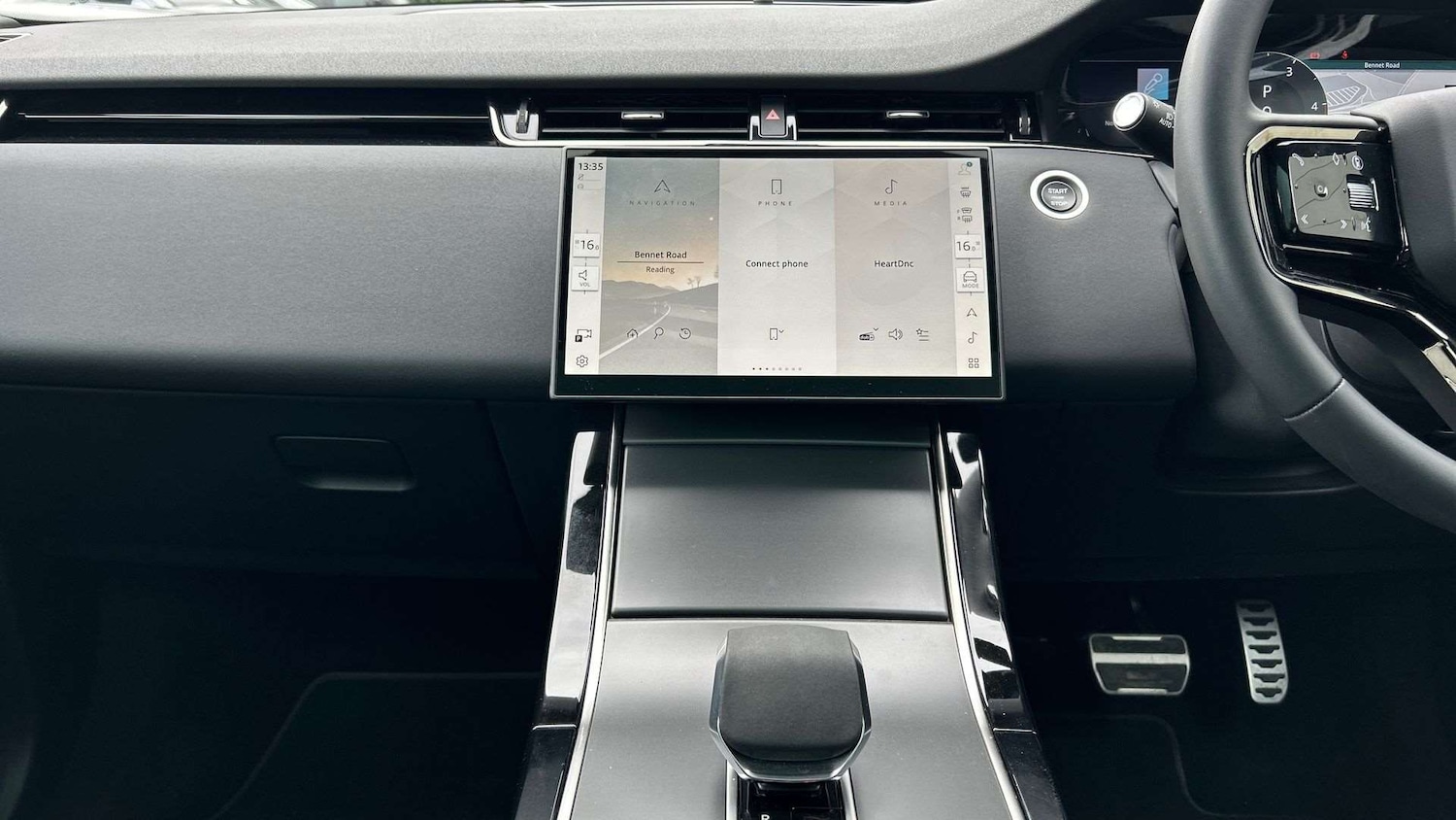 Used Land Rover Range Rover Evoque 2025 for sale - 76460111: Photo 14