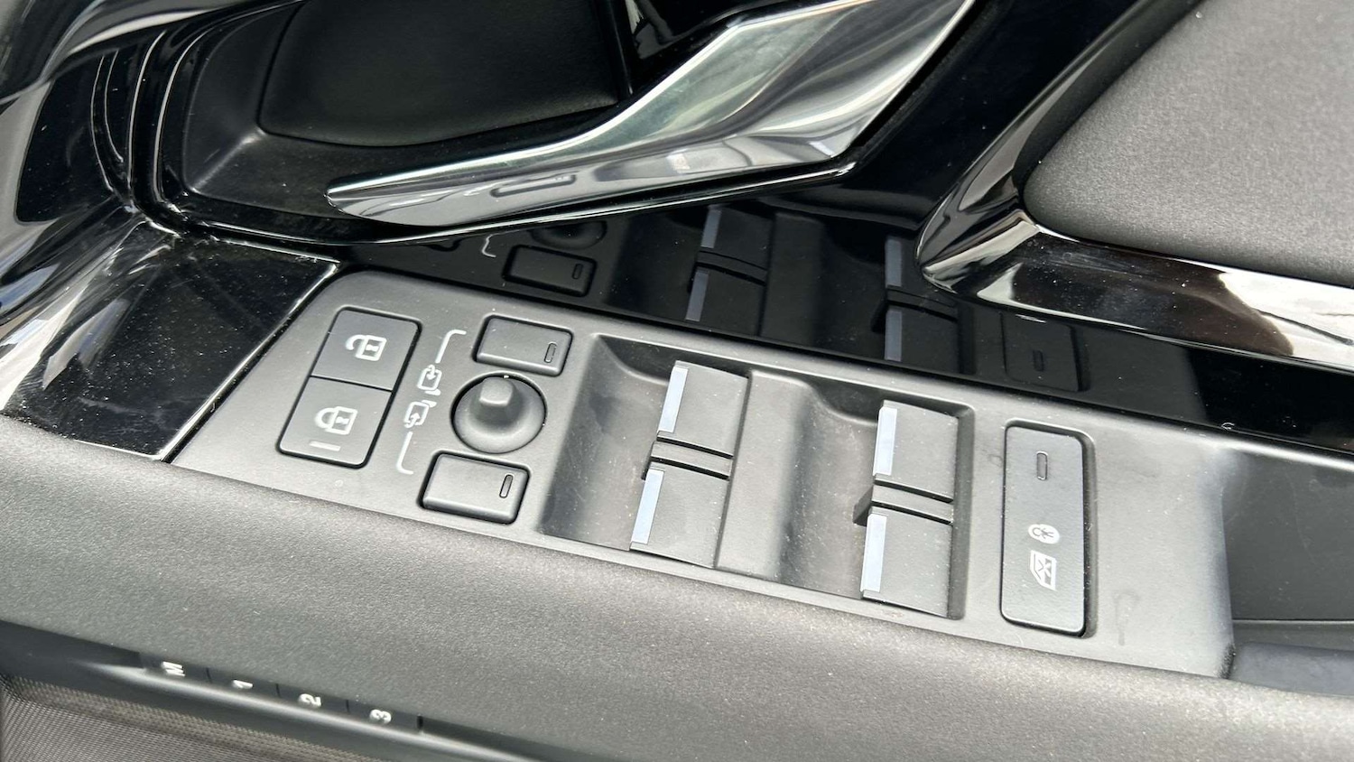 Used Land Rover Range Rover Evoque 2025 for sale - 76460111: Photo 25