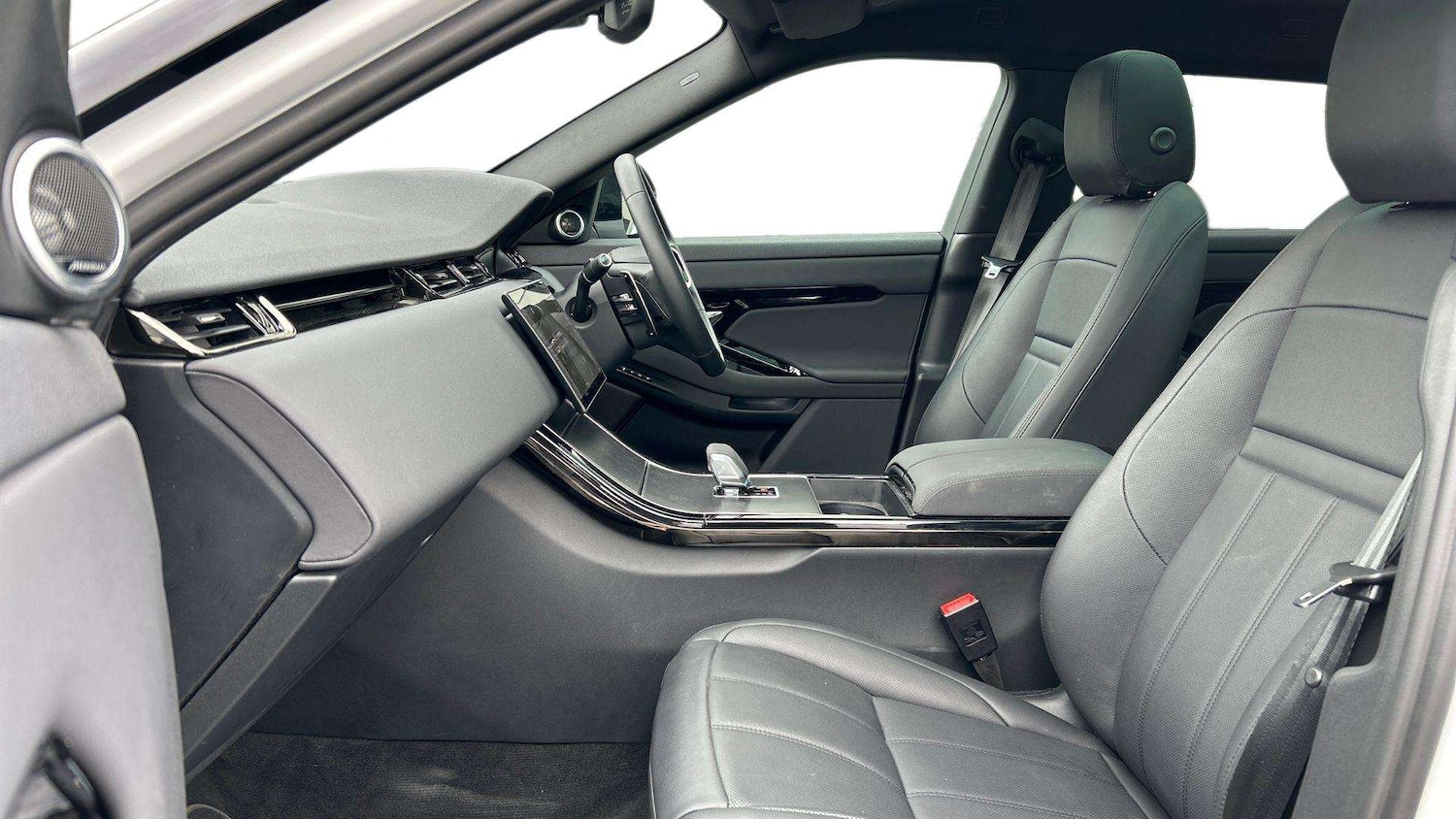 Used Land Rover Range Rover Evoque 2025 for sale - 76460111: Photo 3