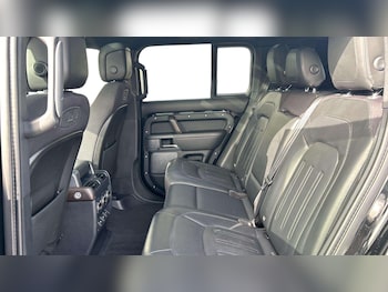 Used Land Rover Defender 2020 for sale - 77995786: Photo