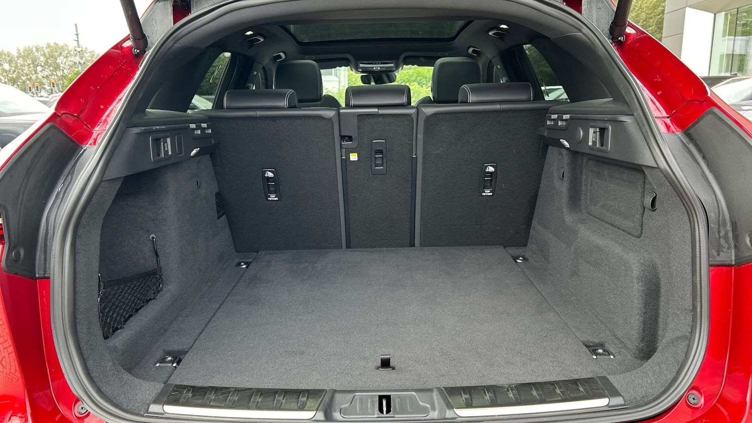 Used Jaguar F-Pace 2023 for sale - 76460491: Photo 10