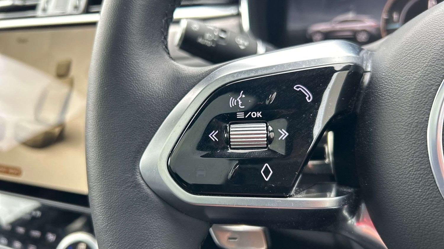 Used Jaguar F-Pace 2023 for sale - 76460491: Photo 35